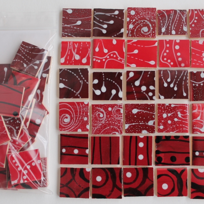 Materials / Patterned Tiles / Warm colors / Red patchwork pack