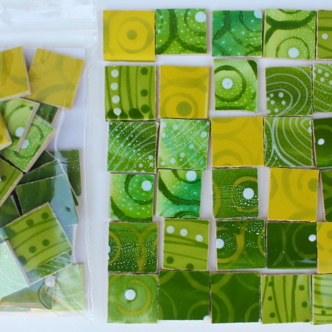 Materials / Patterned Tiles / Cold colors / Green patchwork pack